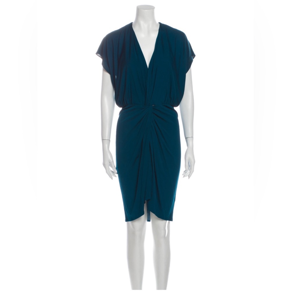 Gorgeous, versatile, all seasons chic HAUTE HIPPIE dress!